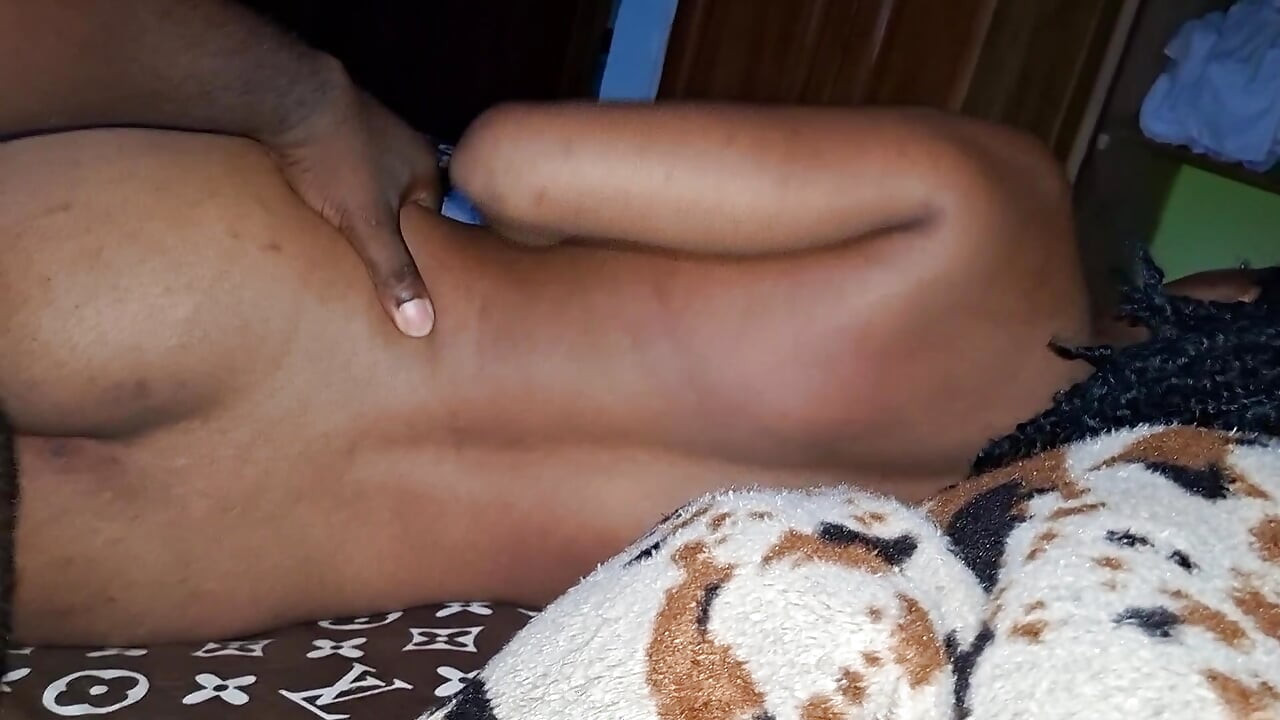 Tengo sexo con mi novia Niki