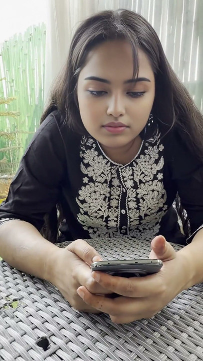 Ayushi Bhabhi 与 Blinkit 送货员发生性关系, 完整的印地语视频