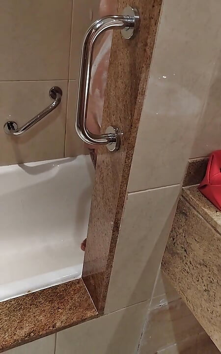 Watch for My Teen Stepsister at the Hotel Room. They Caught Me and Give Me a Handjob in the Shower
