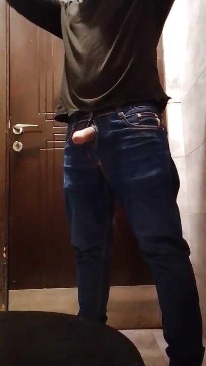 Asian Cute Boy Hemo Masturbation Video