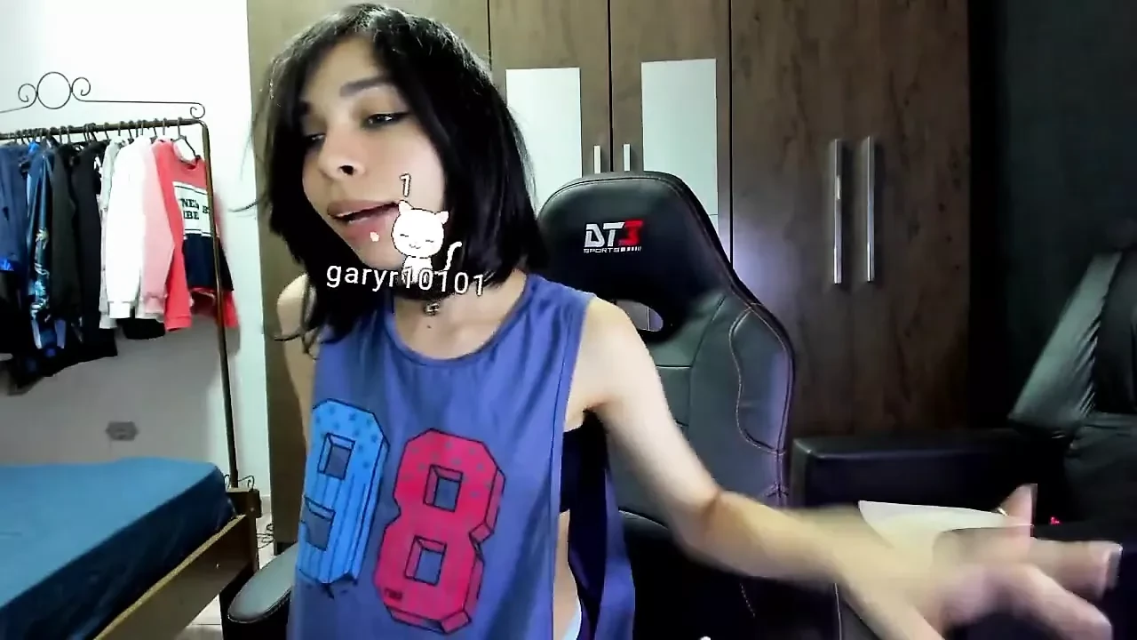 Cute shy trap Bonnie in blue, full show