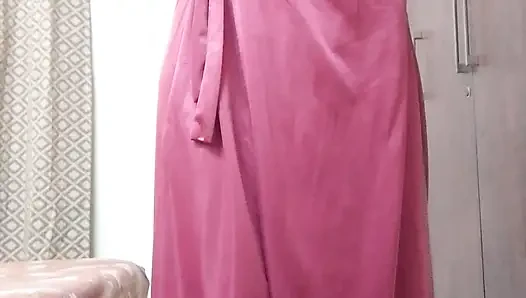 Tubuh seksi dan gaun seksi