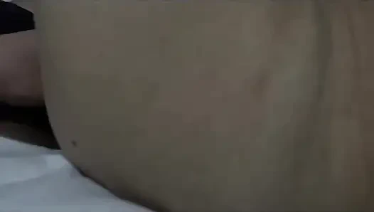 Üniversite öğretmenim konuyu başarısızlığa uğratmamak için onu sikmemi istedi