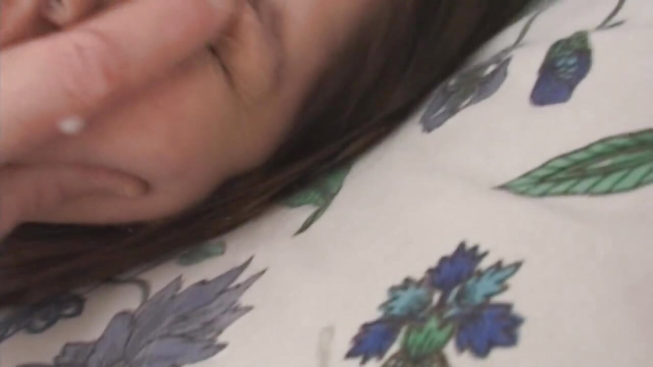 Amateur brunette gives a blowjob and gets creamed on the face