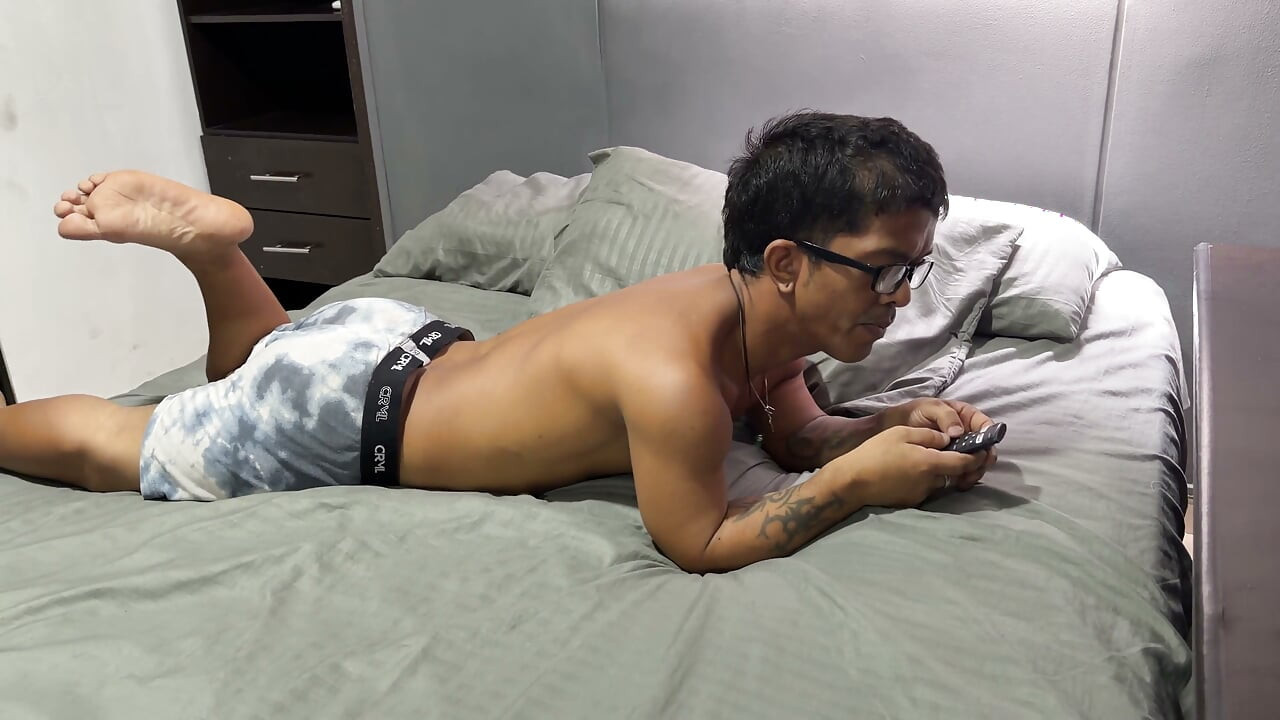 Little Dwarf Takes Advantage of the Fact That His Stepfathers Went Out to Market so He Can Fuck His Horny Blonde Stepsister