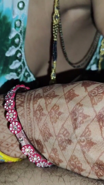Indian village wife xshika sucking dick so good hd video xxx video Hindi audio | Clipe 2