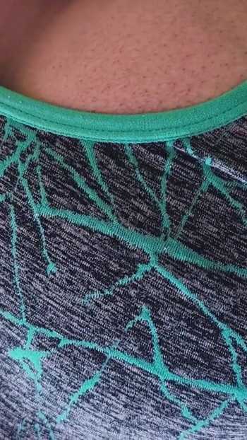 Ključni trenutak iz "Indijskog seks videa prekrasne domaćice i njenog trenera joge u teretani"
