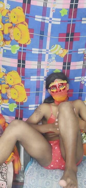 New video of fingering and licking  for live show