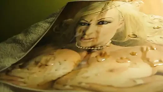 Brittany o'neil boşalma anısına