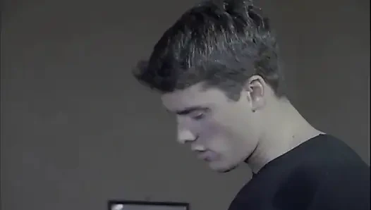 Kontes Sadece Sert Bir Şekilde Sikişmek Istiyor