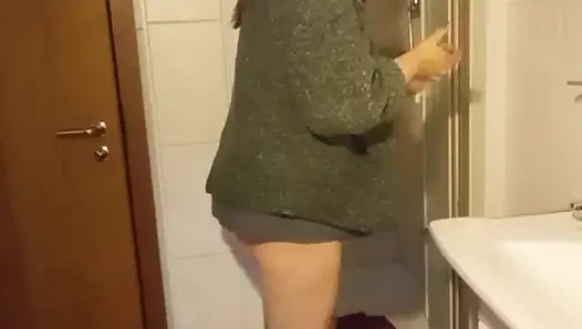 This is what reality looks like... Shower, naked honesty & my body Eva Pur