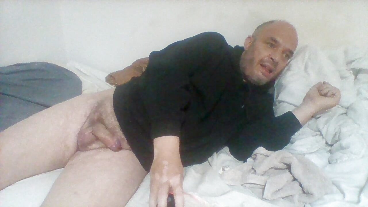 gozada Dennis