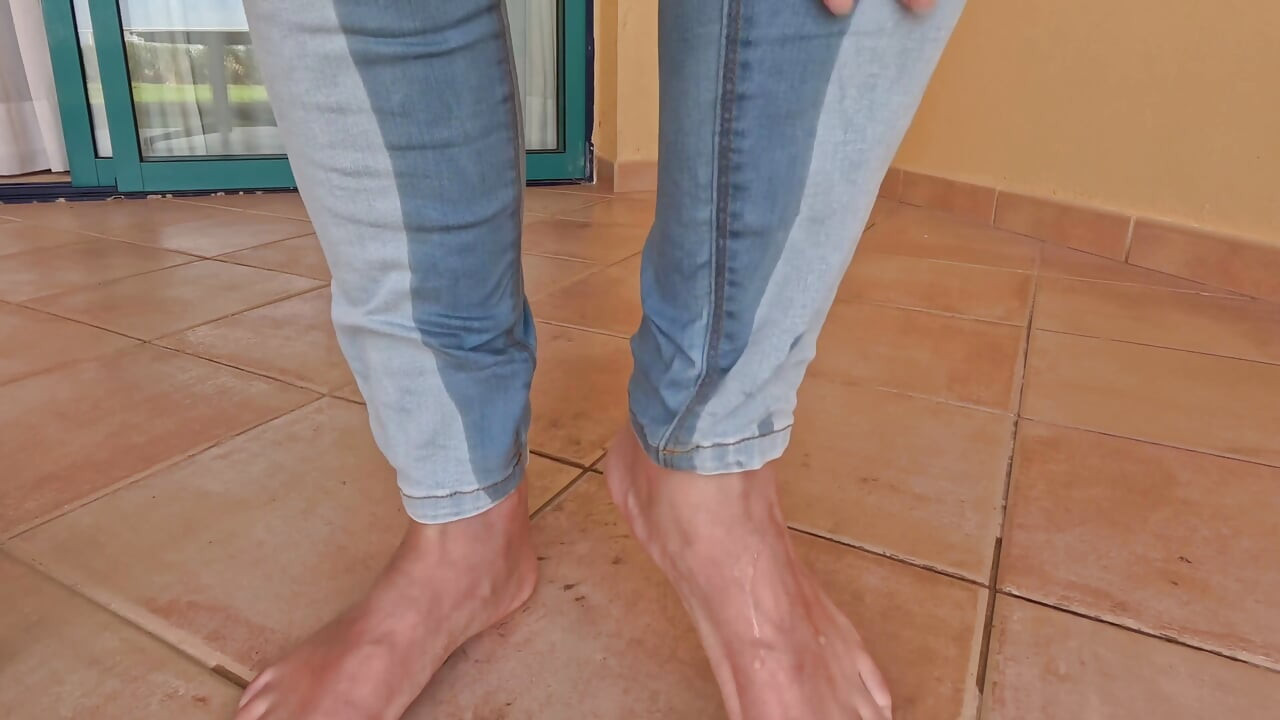 Balcony Jeans Wetting Outdoors