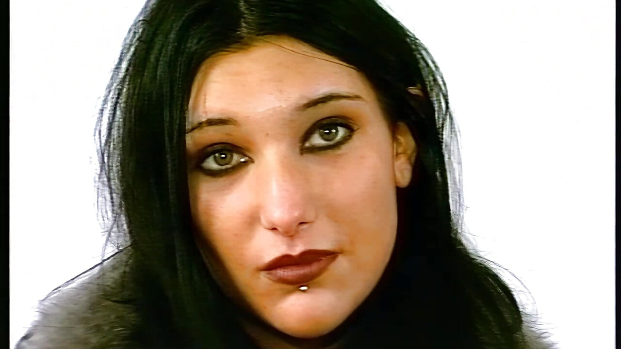 Hot Teen Does It Herself with a Dildo