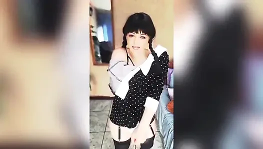 Lenara Grimwoods Buka Perlahan