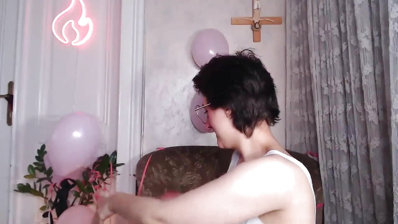 Camgirl Full Bush Under Nightgown