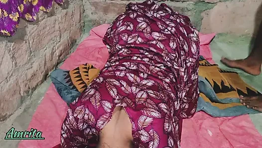 Ateşli Hintli desi üvey üvey erkek kardeş ve kayınbiraderi ateşli seks