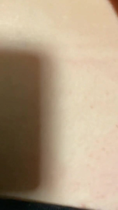 Momento emozionante da "Riconosciuto dal fan nel negozio! Scopata anale e le palle succhiate fino a svuotarsi! Sarai il mio prossimo incontro di fan?"