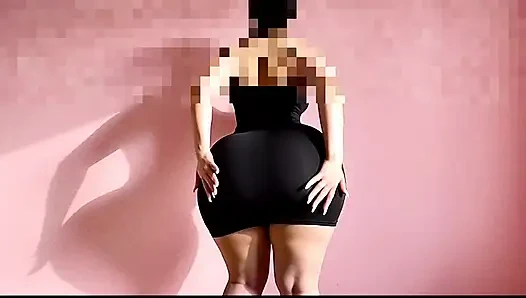 Gadis cantik pantat besar lagi goyangin