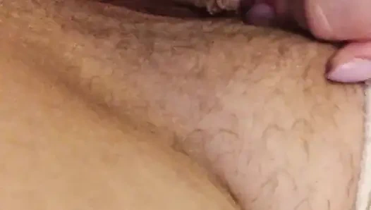 Große Brustwarzen mit großen