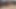 我慢できず、公共のビーチの砂におしっこしてしまう