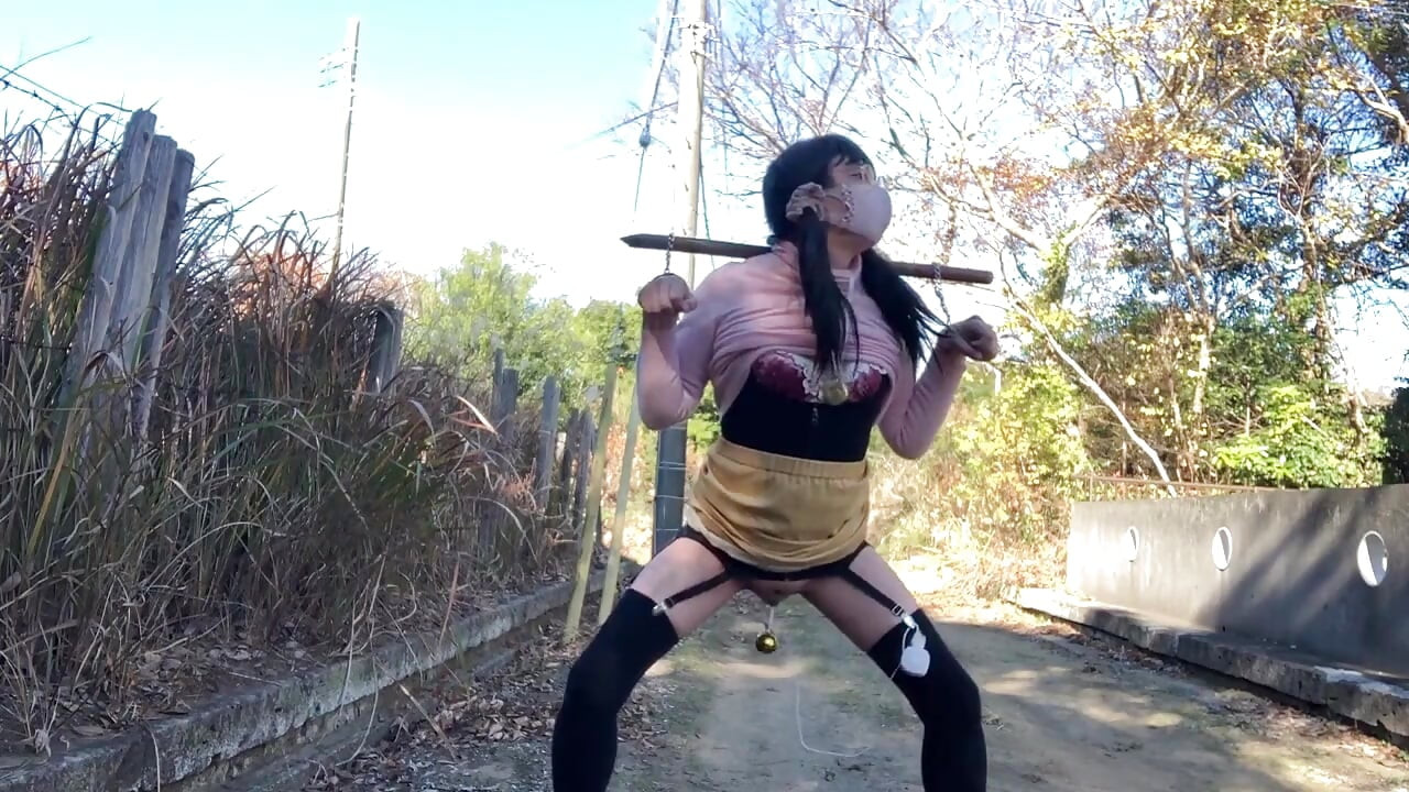 Trainer's Order No. 52: Woof-woof Pose Training