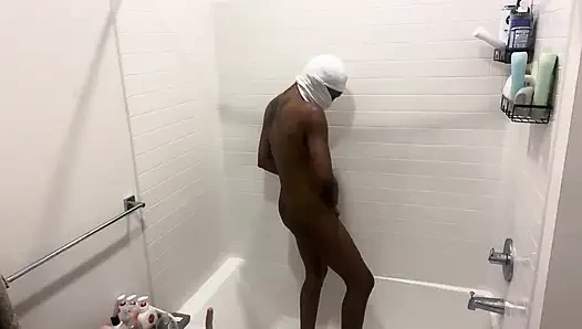 Sexy slut loves playing with solo in shower