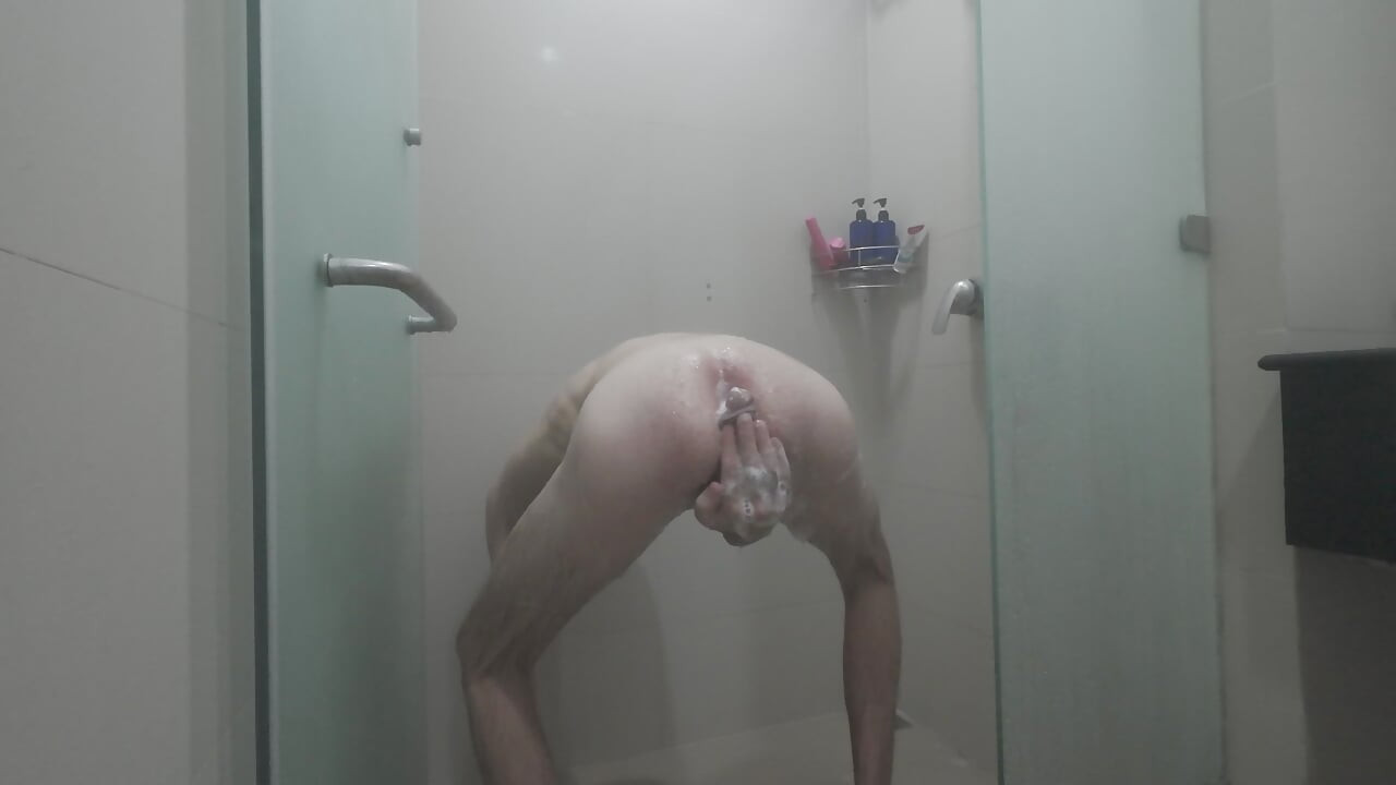 Looking For A Good Boy To Join Me In The Shower