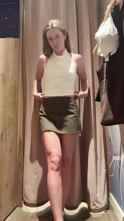 Aritzia kloding aajmaish charamsukh