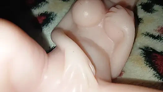 Ультра реалистичная силиконовая секс-кукла в видео от первого лица - ролевая игра с живой фантазией