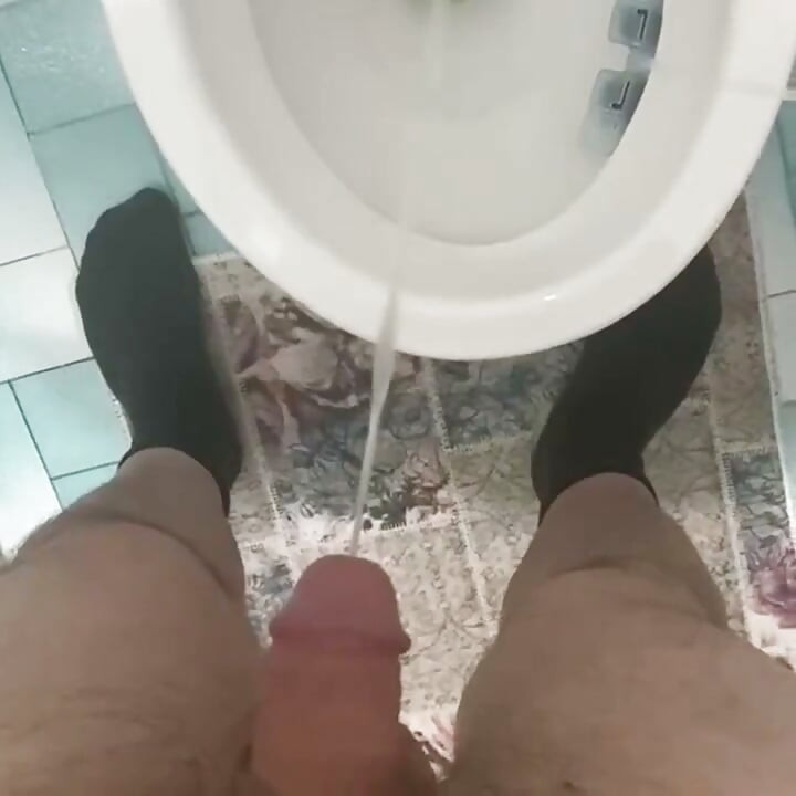 Turkish Hairy Cock Pee Video