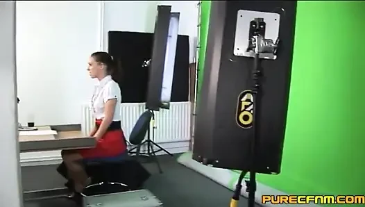 Видео на лицо для газеты Newsreader