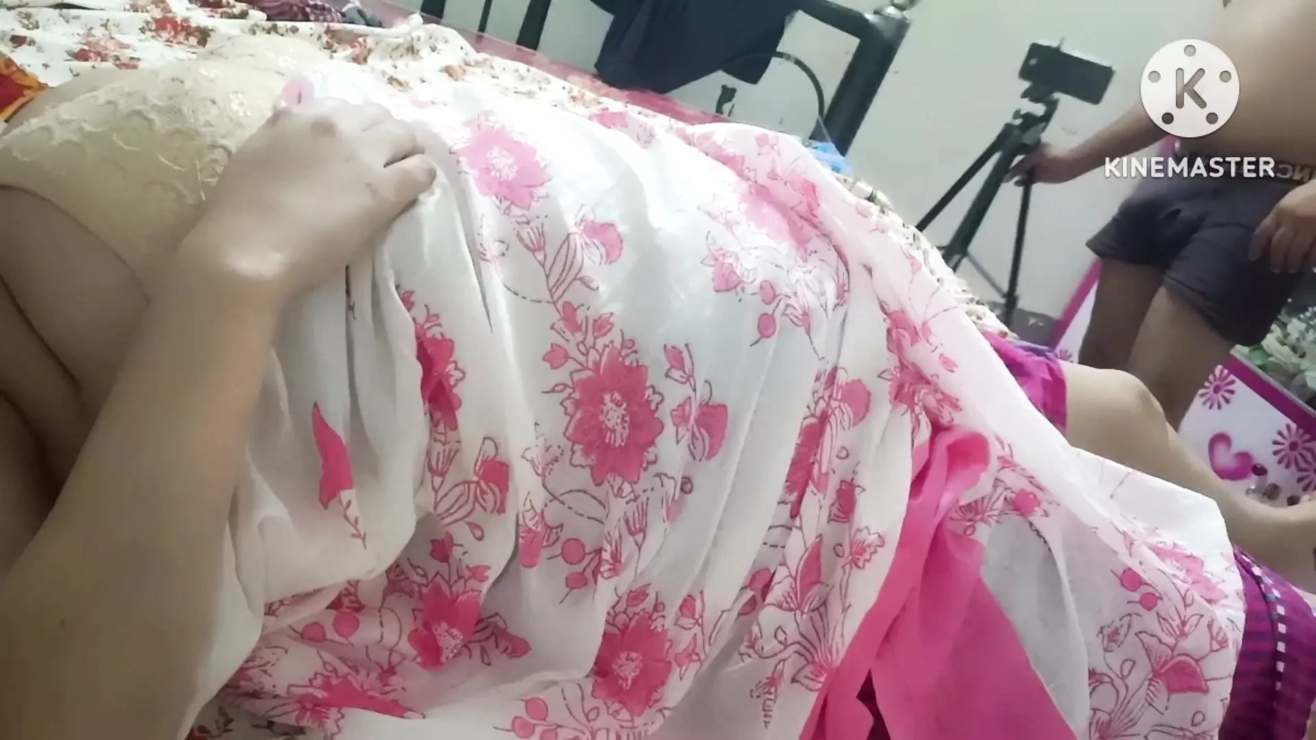 Madrastra Indain y hijastro románticos