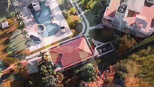 We Fuck with Dildo Entering Our Huge Asses - GG mansion