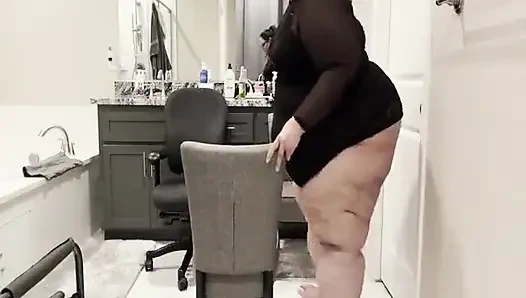 Люкс в нижнем белье: пухлый Рай, тугий стул соблазняет (пс)