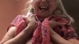Sexy nonna