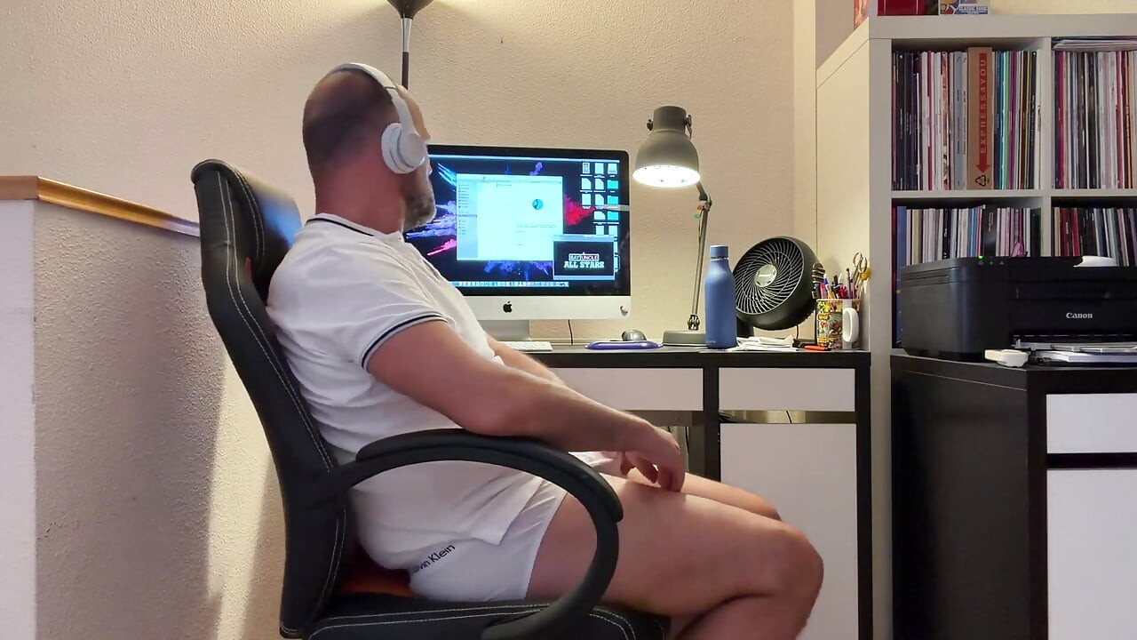 Jerking off at Work