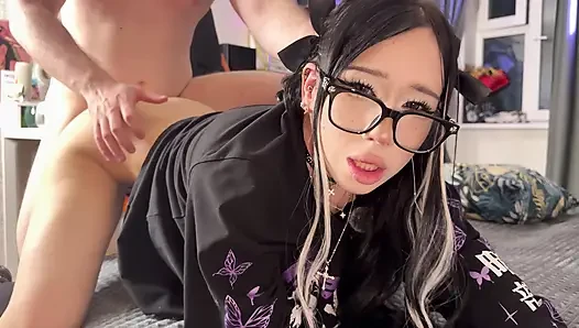 Desperate Alt Asian Girl Had No Money and No Place to Overnight... So She Fucked Me in My Girlfriend's Room