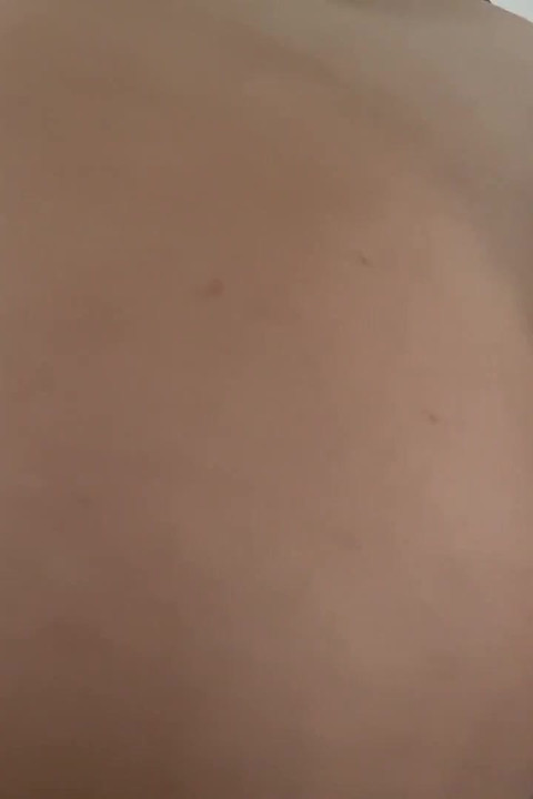 大きなお尻がおならを止めない日
