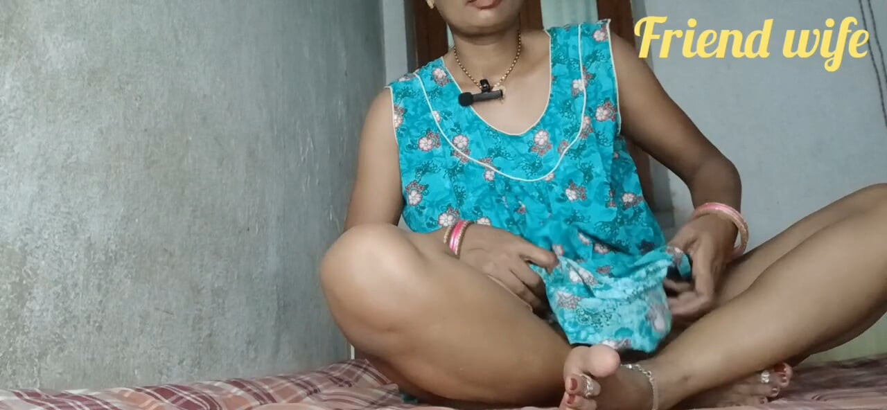 热辣的印度漂亮女孩的激情性爱视频