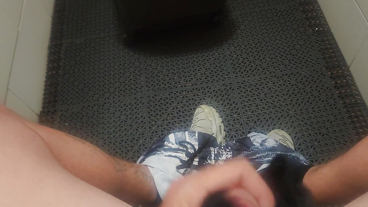 Masturbating in a Public Toilet - Big Load