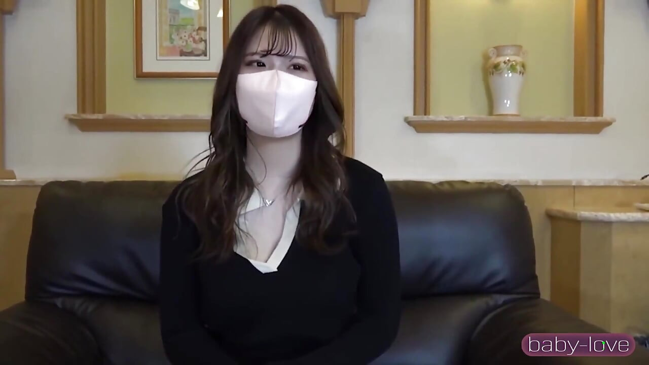 G cup gyaru yang super semok tiba dan lekuk tubuh liarnya mencuri kendali saat spiral malam hari!