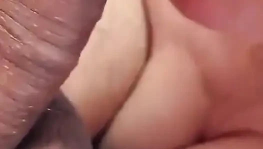 Reife frau lutscht umbelievbar und schluckt alles sperma