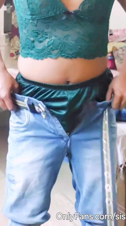 Spectacular moment from "Crossdressind before going to work"