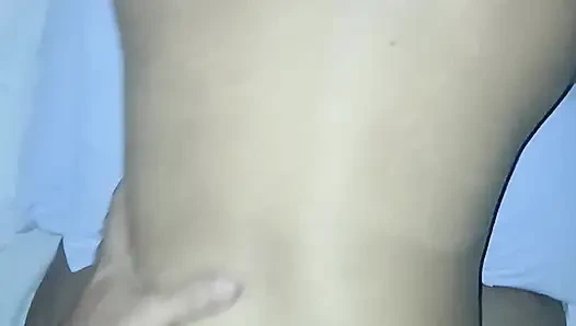 Лижу замужнюю брюнетку, часть 1