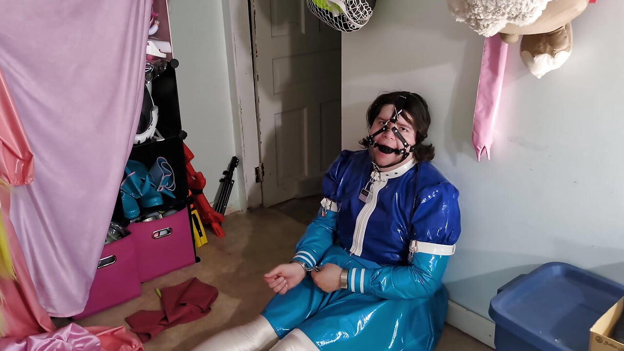 Maria Cosplay, Bondage Pics and Time Lock Hands Free Vibrator Orgasm