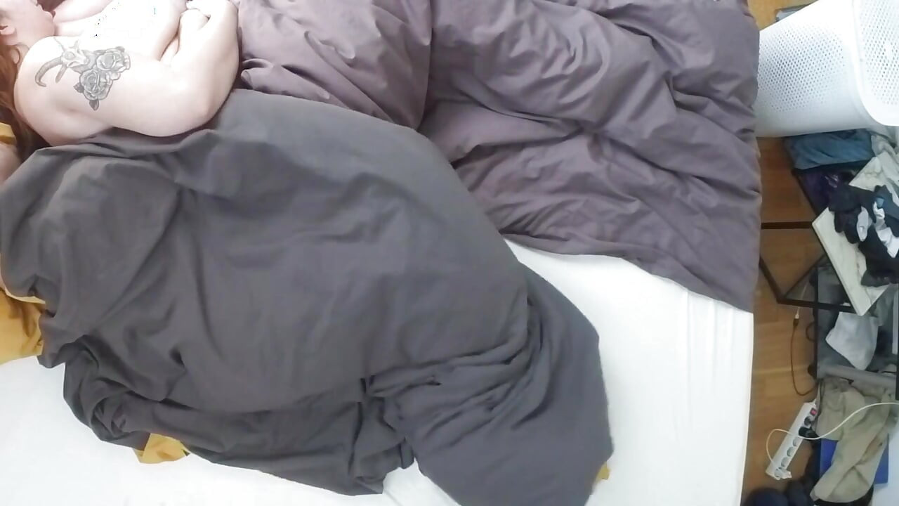 I Let Him Fuck Me Raw in the Morning Until He Comes Deep Inside Me