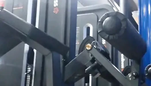 Spor salonunda kendimi çok seksi hissediyorum