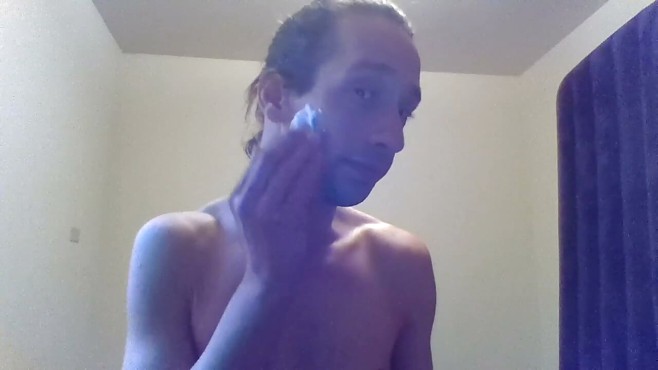 Transgirl Shaving Her Face