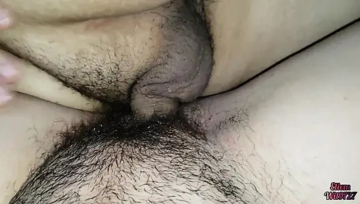 Memek berbulu ibu tiri yang lagi hamil dientot